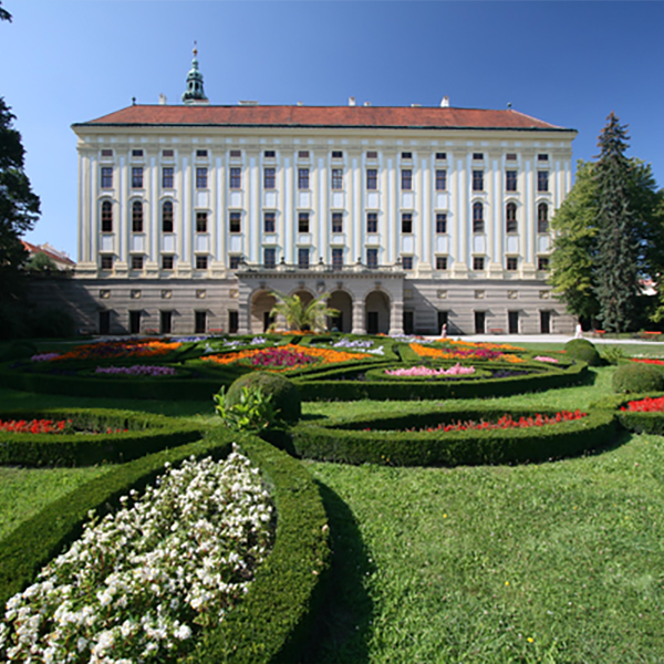 ZAMEK KROMERIZ